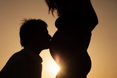 Selling: Love marriage and pregnancy Path Milestones Reading 