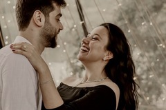 Selling: Mutual vibes reading! - is this anything more than friends? 