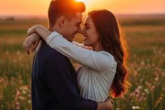 Selling: Is he the right one for me? Will we reconcile? 