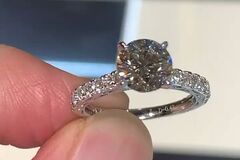 Selling: Will He give me engagement Ring? 
