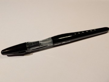 Renting out: Pilot Plumix (cursive italic EF or F)