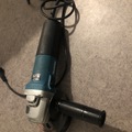 À vendre: Meuleuse makita 1400w