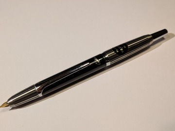 Renting out: Pilot Capless Black Stripes (F)