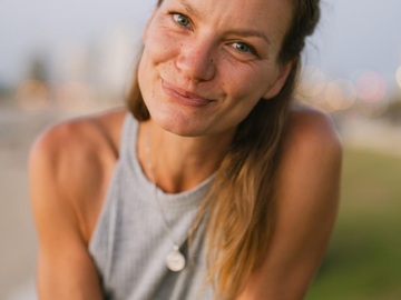 Wellness Session Single: Family Constellation Session – Break Patterns & Relationship Bloc
