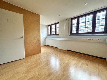 Renting out: Työtiloja 10-13m2 Järvenpäässä