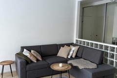 Annetaan vuokralle: Valoisa ja tilava kalustettu kaksio loistavalla sijainnilla