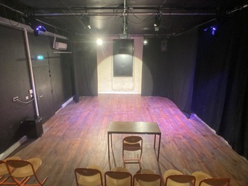 location par demi journée (4h): Salle de répétition 50m2 - demi journée - Cours Florent