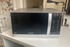 À donner: Micro-ondes en panne