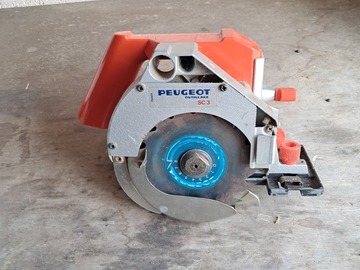 À vendre: Scie circulaire portative PEUGEOT