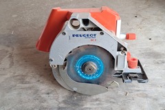 À vendre: Scie circulaire portative PEUGEOT