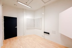 Renting out: Äänitysstudio ja tarkkaamo  
