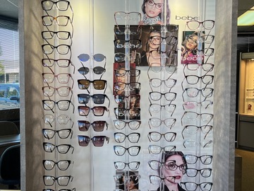 Selling with online payment: Optical/Eyewear Displays & Dispensing Tables