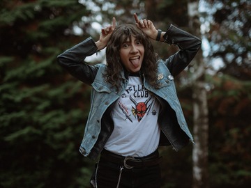 Selling with online payment: Eddie Munson from Stranger Things