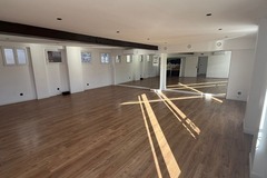 Location à l'heure: Offre spéciale Vacances - Salle 60m² avec miroirs