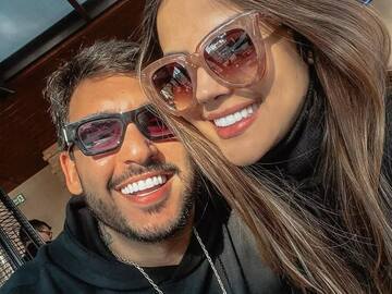 Selling: Relationship Crossroads: Should You Stay or Go?