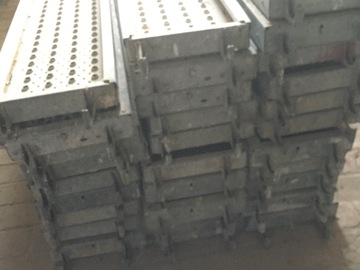 For sale : Echaffaudage Comabi maçon 