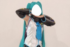 Selling with online payment: HATSUNE MIKU FULLSET W/ HEADPHONE (SF STILL NEGOTIABLE) 