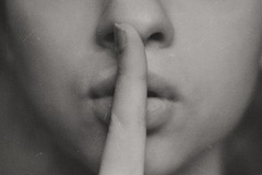 Selling: The Truth Between You - Hidden Secrets Reading