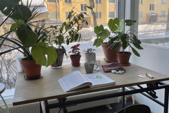 Yhteisöllinen työtila: Tunnelmallinen jaettu työtila Herttoniemessä