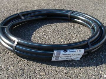 À vendre: Tube d'alimentation polyéthylène, Diamètre 25 mm, 4 mètres