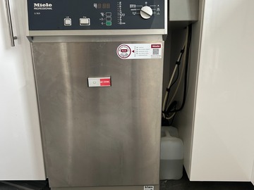Gebruikte apparatuur: Thermodesinfector Miele G7831