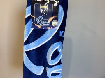 Bulk Lots: Wholesale Case of (4) MLB Kansas City Royals Plush Rachel Throw