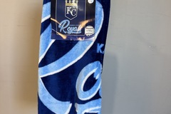 Bulk Lots: Wholesale Case of (4) MLB Kansas City Royals Plush Rachel Throw