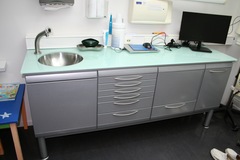 Gebruikte apparatuur: Cabinets met Micea kraan