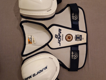 Verkaufen mit Online-Zahlungen: Brustschutz Jofa 3500 – Gr. 4 (S/P M)