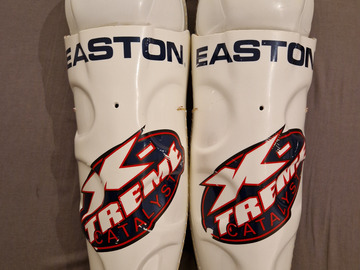 Verkaufen mit Online-Zahlungen: Schienbeinschoner: Easton X-Treme Catalyst – 15" (38cm)