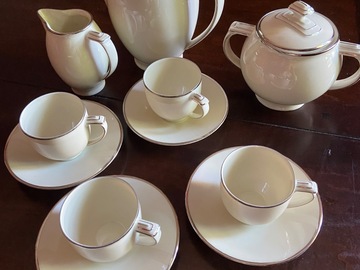 Selling: Service à café-moka