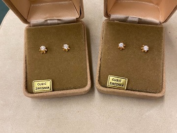Bulk Lots: 40 prs --Cubic Zirconia Earrings in Velvet Boxes-- $2.50 each Box