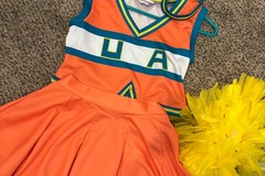 Selling with online payment: MHA UA Fem Cheerleader | S/M | Miccostumes