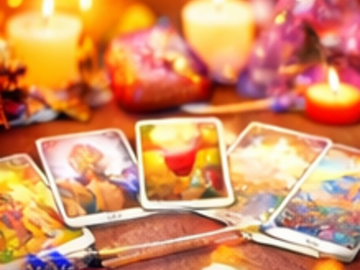 Selling: Insightful Tarot Card Reading for Life Guidance