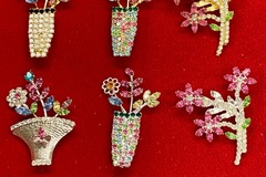 Bulk Lots: 25 pcs-Swarovski Rhinestone Pins- Asst. Styles- $3.99 each