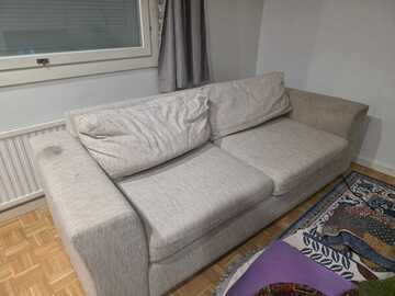 Selling: Sofa