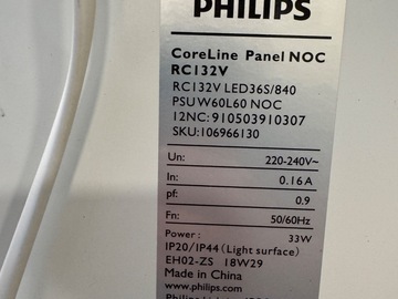 Gebruikte apparatuur: Philips coreline panelen 12 stuks