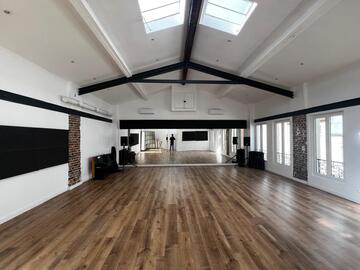 Location à l'heure: SALLE DE RÉPÉTITION 3 - 75 m2