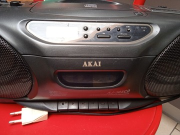 À vendre: Poste radio-cassettes-cd AKAI AJ-305CD