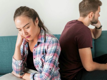 Selling: Mixed Signals? Is He Sabotaging the Connection? 