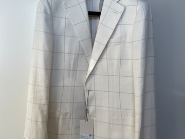 Selling with online payment: [EU][NO US TAX] NWT Suitsupply cream overchecked jacket, size 38R