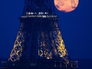 Selling: LOVE MESSAGES PINK FULL MOON 