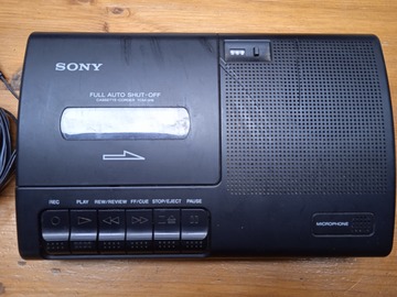 À donner: lecteur/enregistreur de cassettes audio SONY