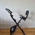Offre: Vélo d'appartement pliant