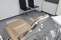 Gebruikte apparatuur: Finndent elektrisch bedienbare stoel