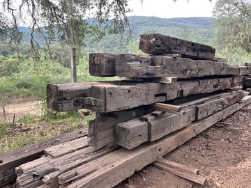 Selling: Charlie Browns Timbers