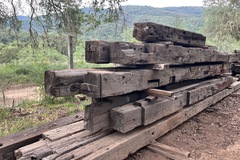 Selling: Charlie Browns Timbers