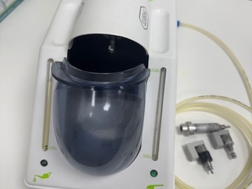 Gebruikte apparatuur: Assistina 301 plus zeer goede, complete staat incl 3 koppelingen