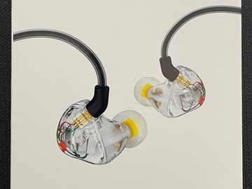 Selling with online payment: Xvive T9 In-Ear Monitors 
