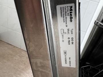 Gebruikte apparatuur: Miele professional G7831 thermodesinfector